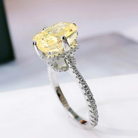 2.5ct Canary Radiant Cut Ring - Picture 6 of 17